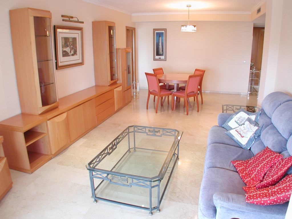 Apartment for sale front line of the beach.