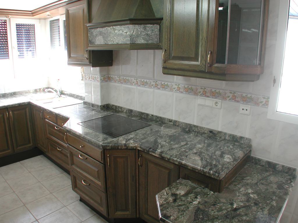 Apartment for sale front line of the beach.