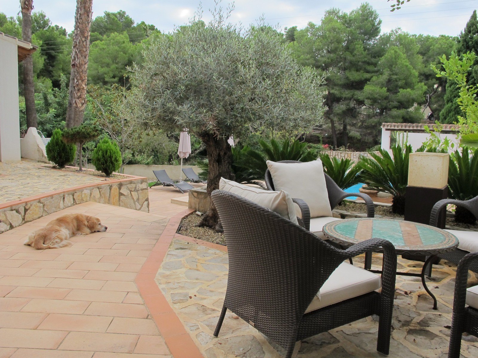Beautiful villa for sale in Moraira 500 meters from the port and the town.
