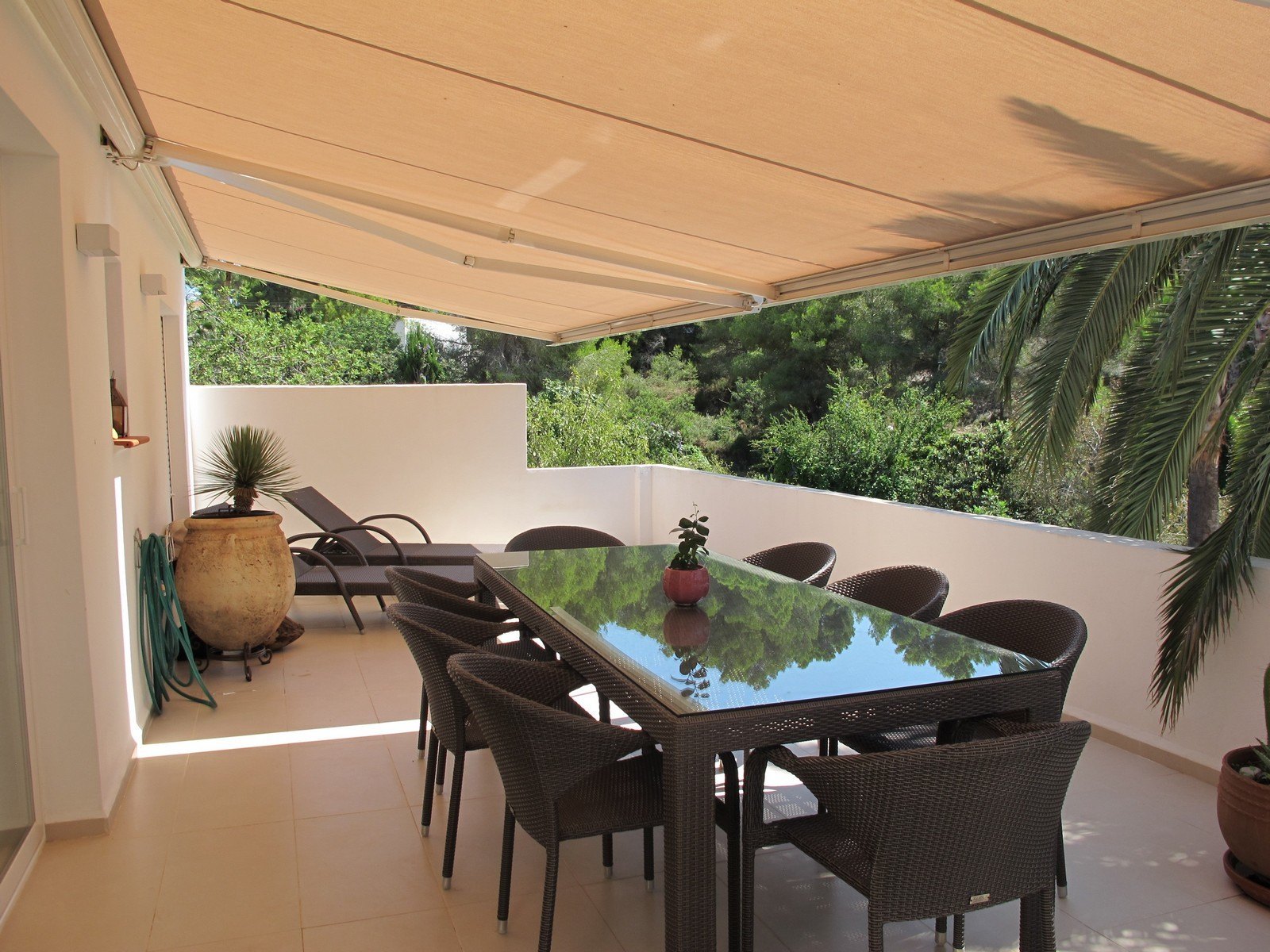Beautiful villa for sale in Moraira 500 meters from the port and the town.