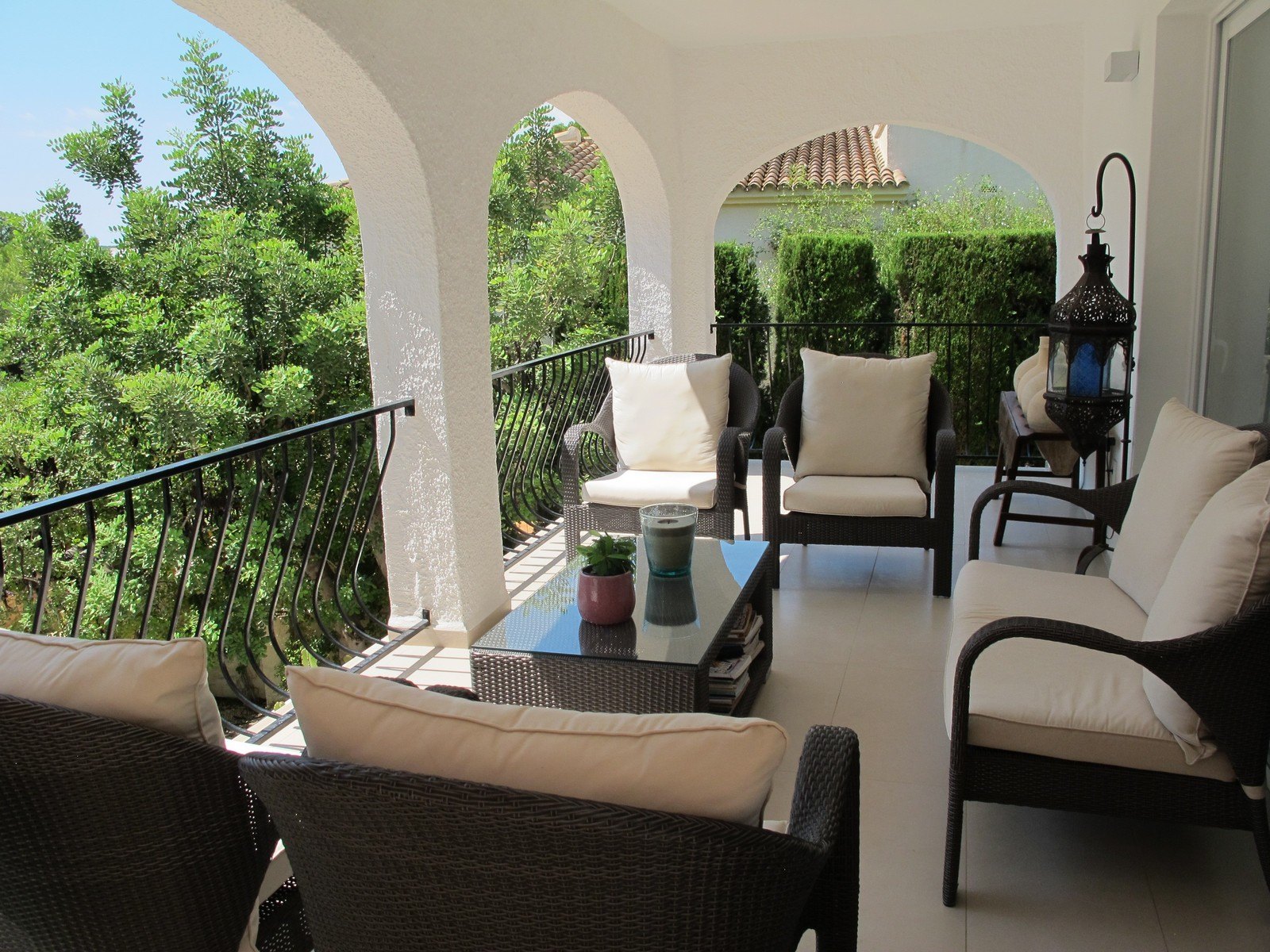 Beautiful villa for sale in Moraira 500 meters from the port and the town.
