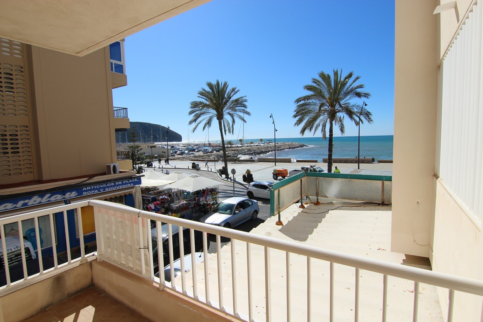 Apartment on the front line, Moraira.