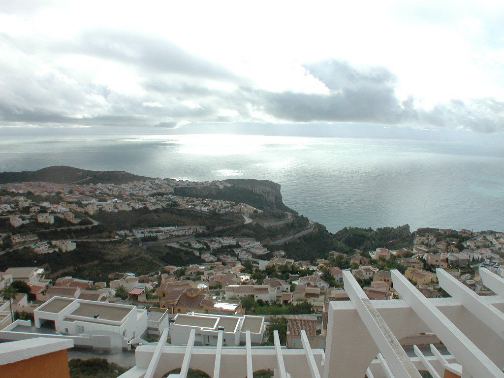 Apartment with panoramic sea views in Cumbre del Sol.
