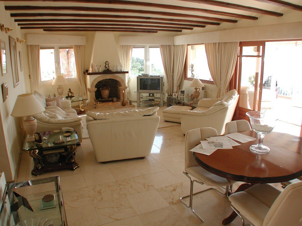 Grand Villa for sale by San Jaime Golf course in Benissa coast with swimming pool and sea views.