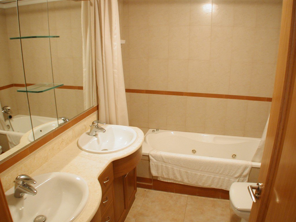 Large apartment in Teulada centre for sale.