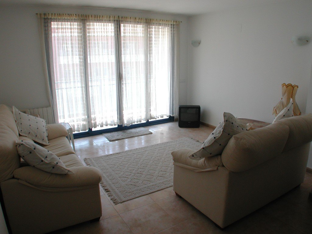 Large apartment in Teulada centre for sale.